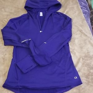 Gap fit hooded running top